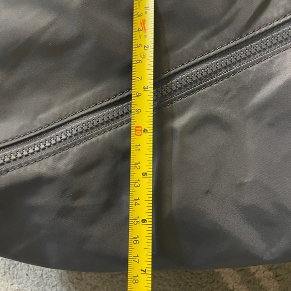 Lululemon Small Duffel Shoulder Crossbody Nylon Bag - Picture 7 of 8